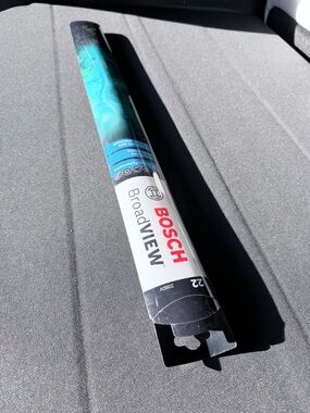 Bosch 22BDV Windshield Wiper Blade - Black